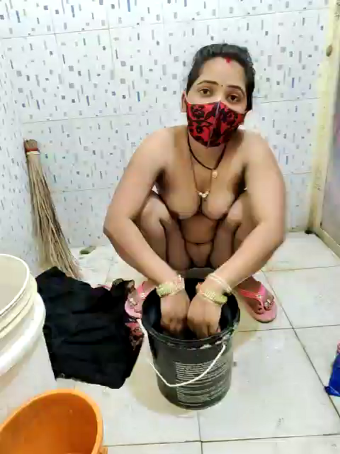 DesiRiya77