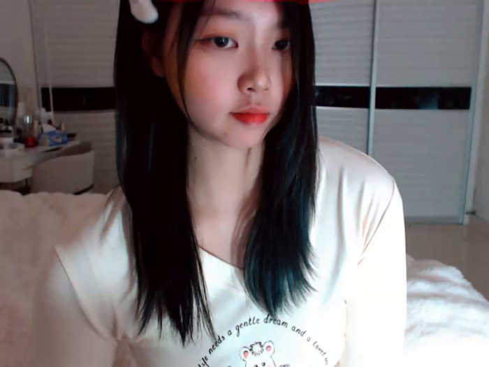 -Lucky_Girl