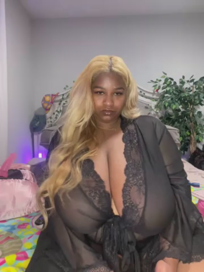 BigFineSelena