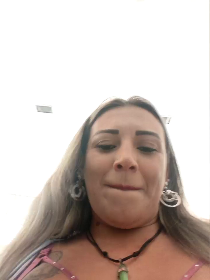 Isabellaa_Garcia_