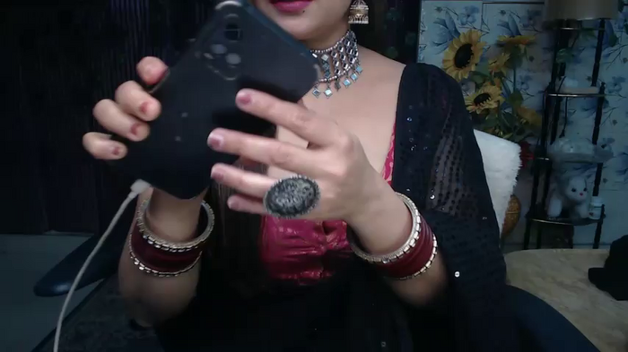 Mahimagic_doll
