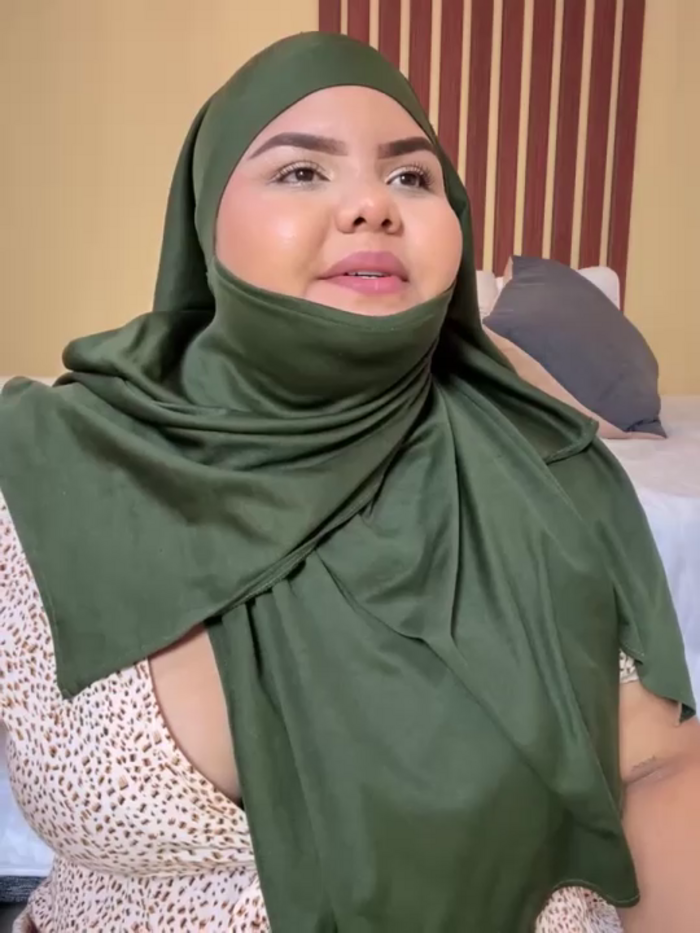 _Shara_Handal_