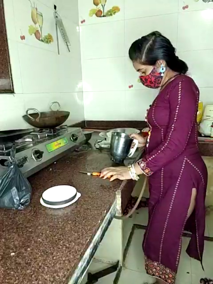 DesiRiya77