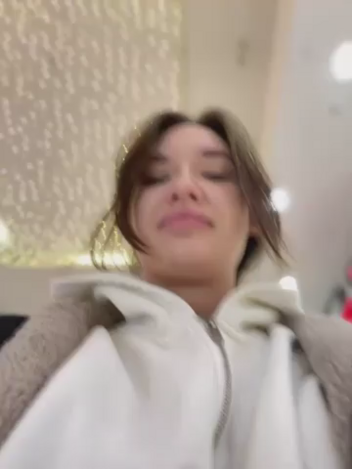 Holly_Molii