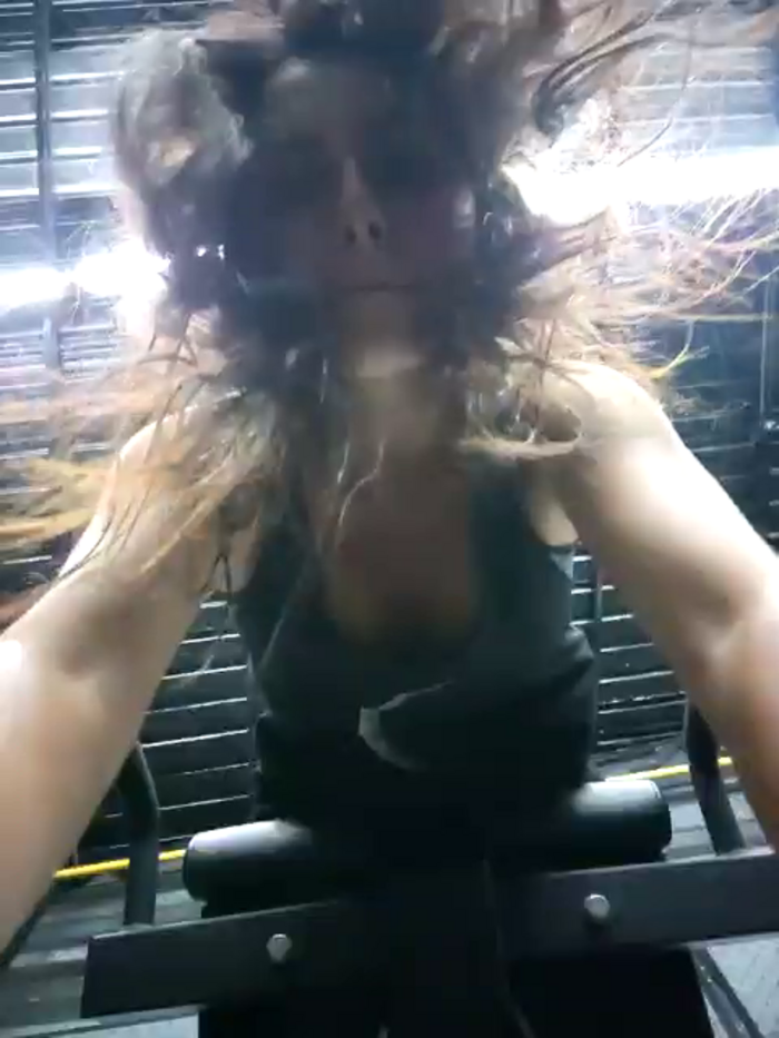 Izabella_Bella