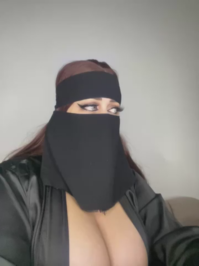QueenDina777