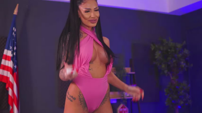 RaquelleVon