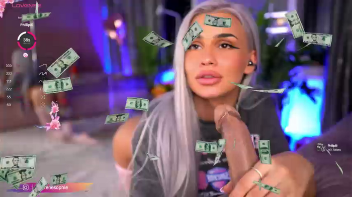 Serene_Sophiex