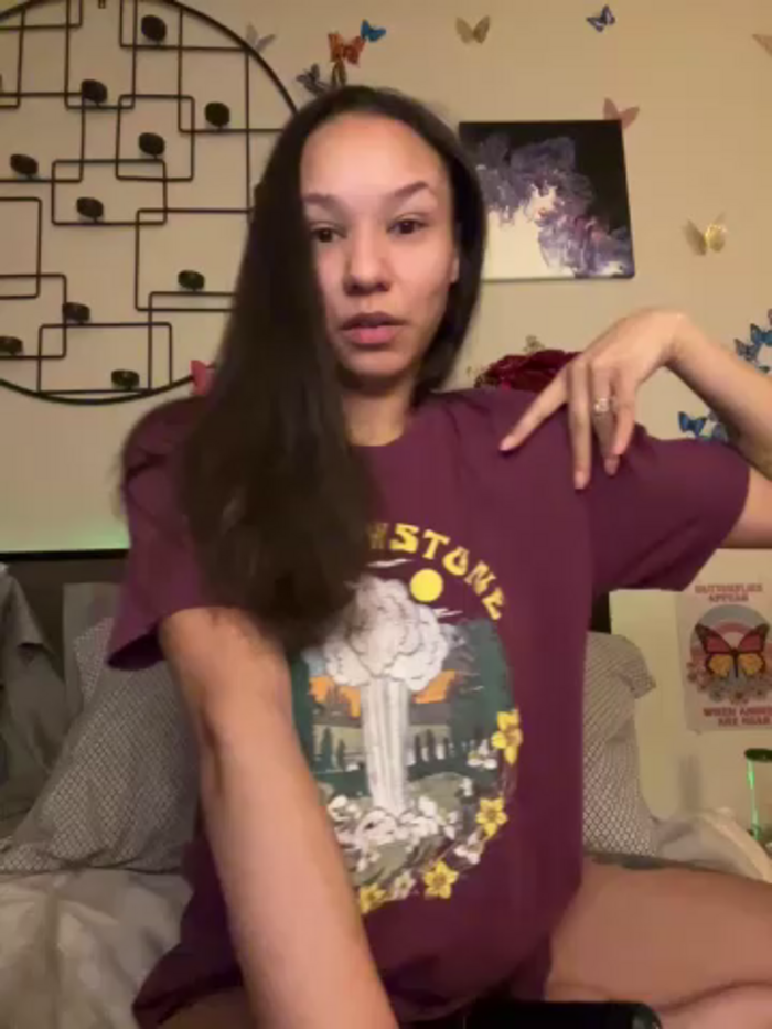 _Neeka_