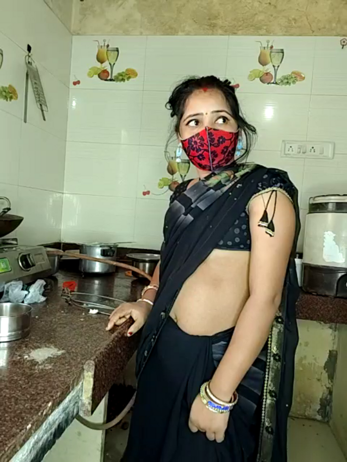 DesiRiya77