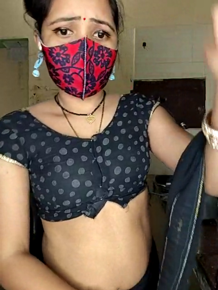 DesiRiya77