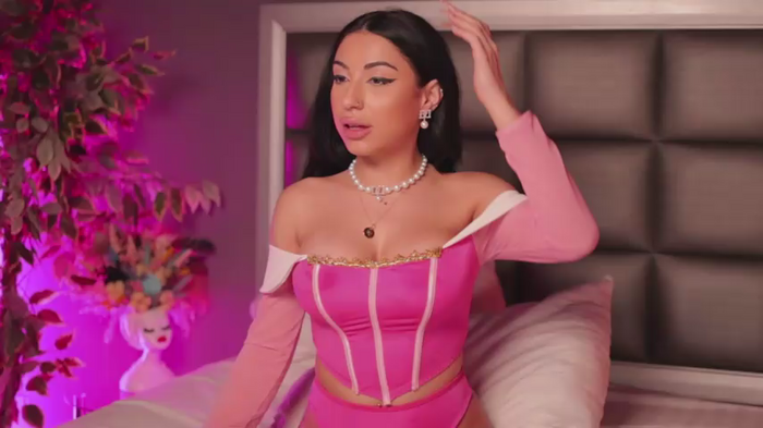 Anais_Bloom