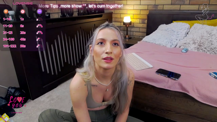 Ella_Charm