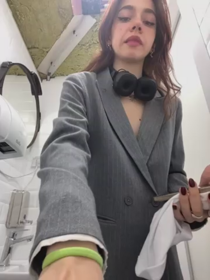 Lily__Belle