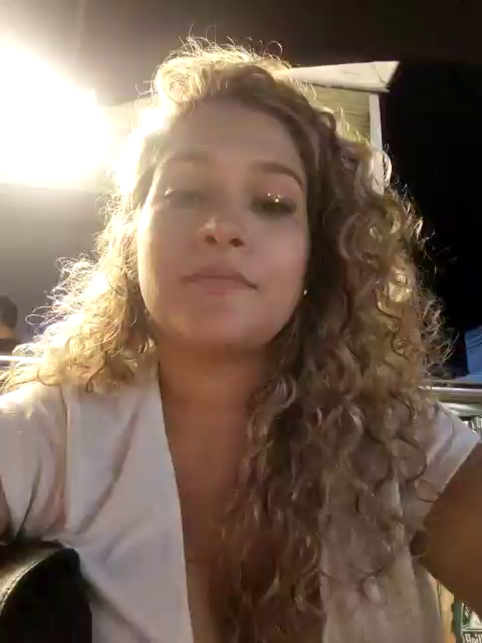 Sara_smiiith211