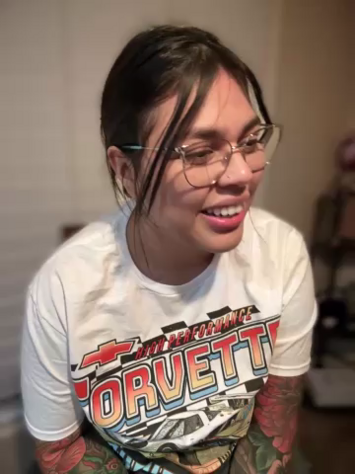miacanela_xo