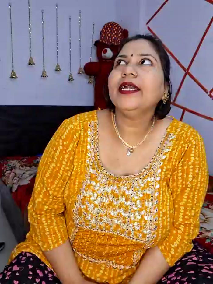 MOM-SUN-COUPLE