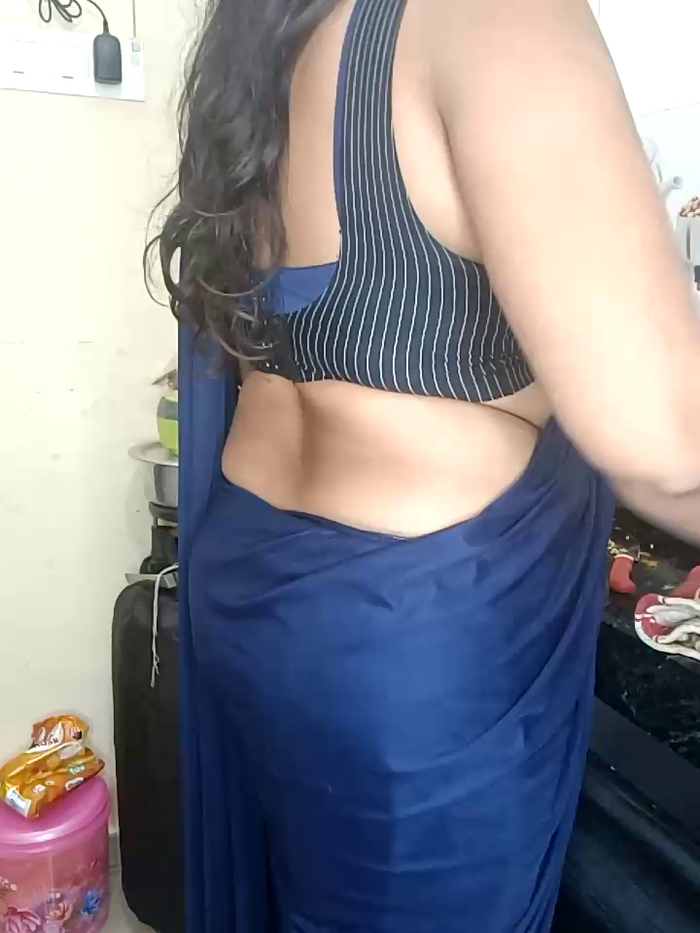 kaamuk_shweta