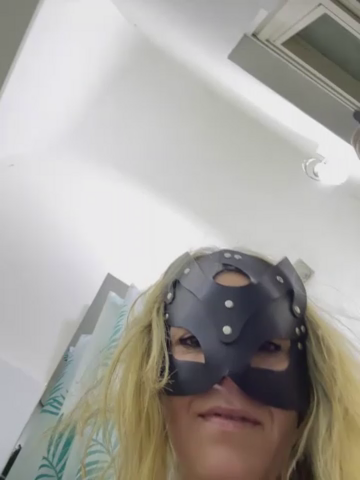 LadyScarlett-xk