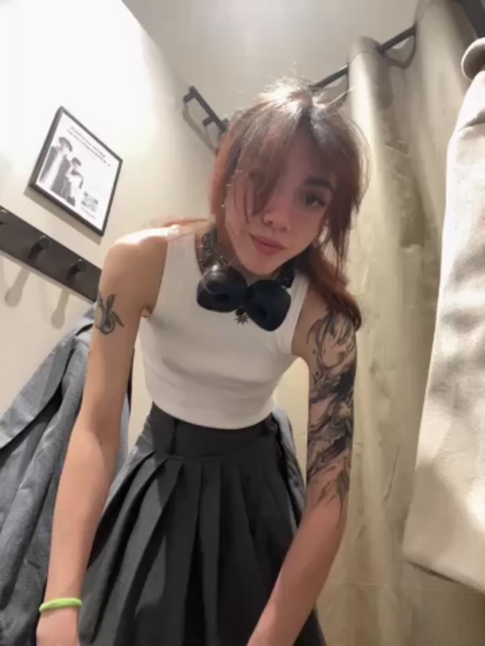 Lily__Belle