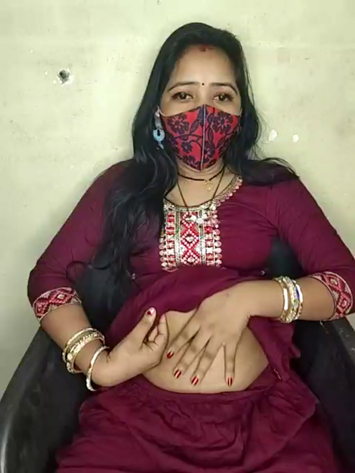 DesiRiya77