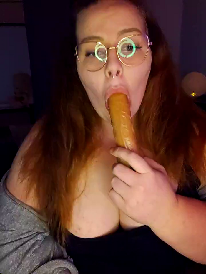 _Julie_x