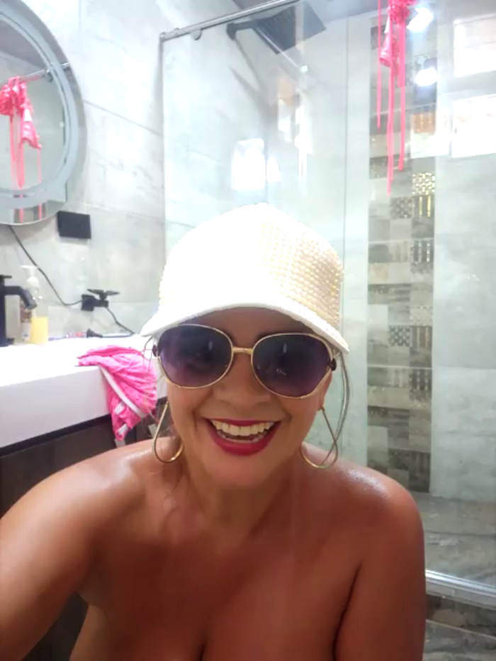 anita1976
