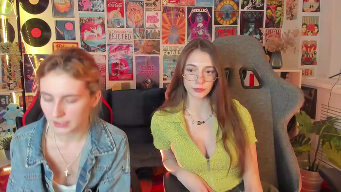 AveAngela