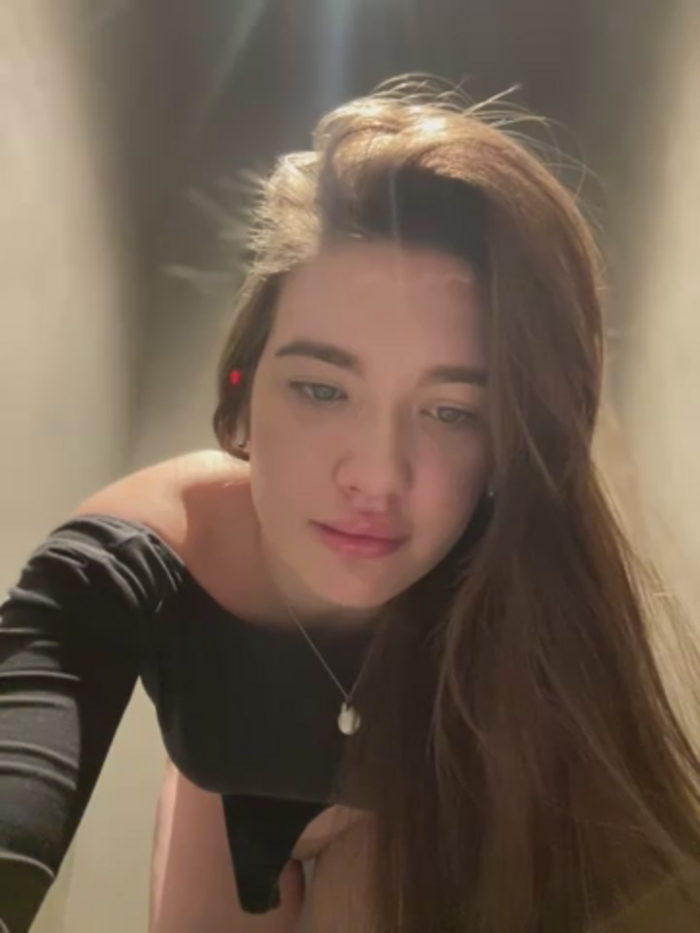 Holly_Molii