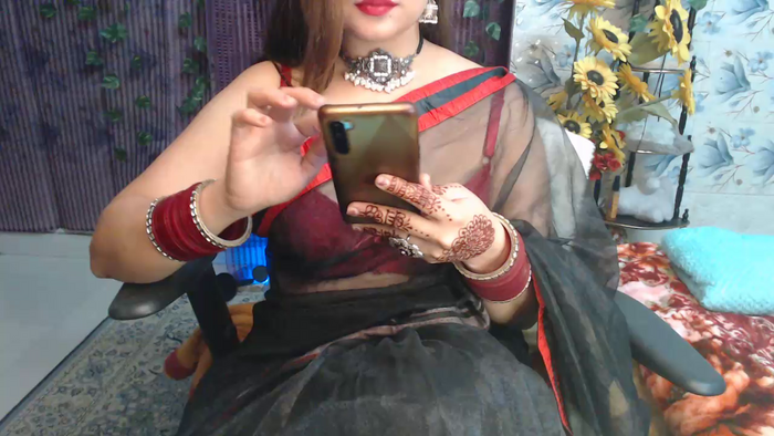 Mahimagic_doll