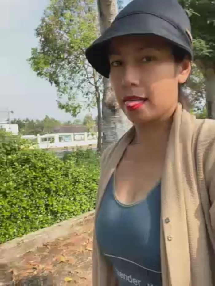 2HotAsain4u