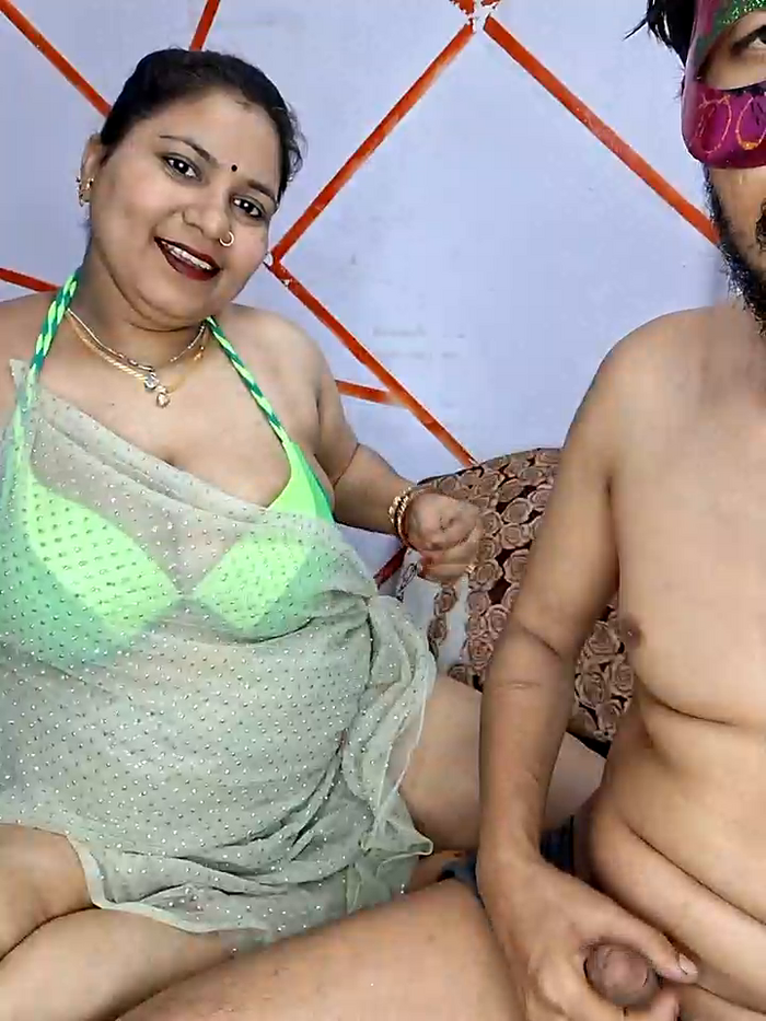 MOM-SUN-COUPLE