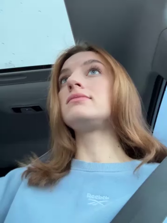 -AngelAri-