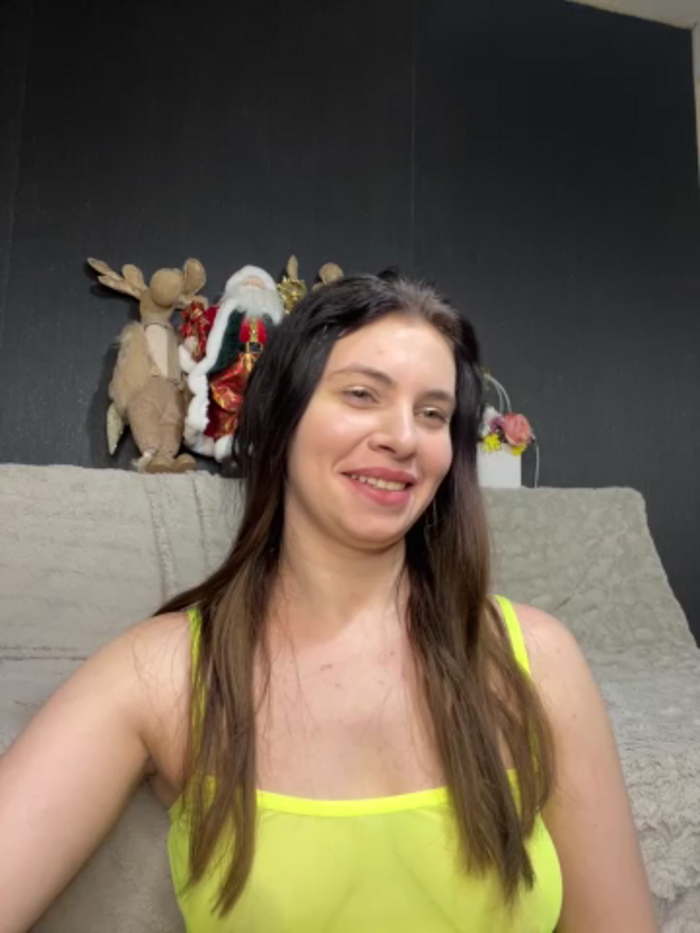 CurlyLara