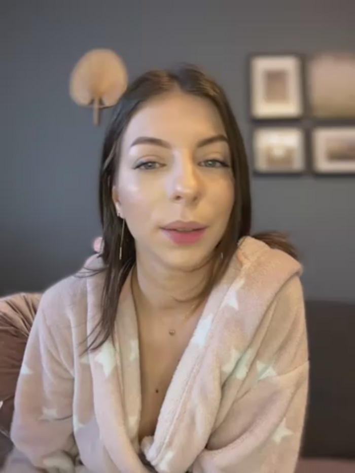 Mia_Ethan