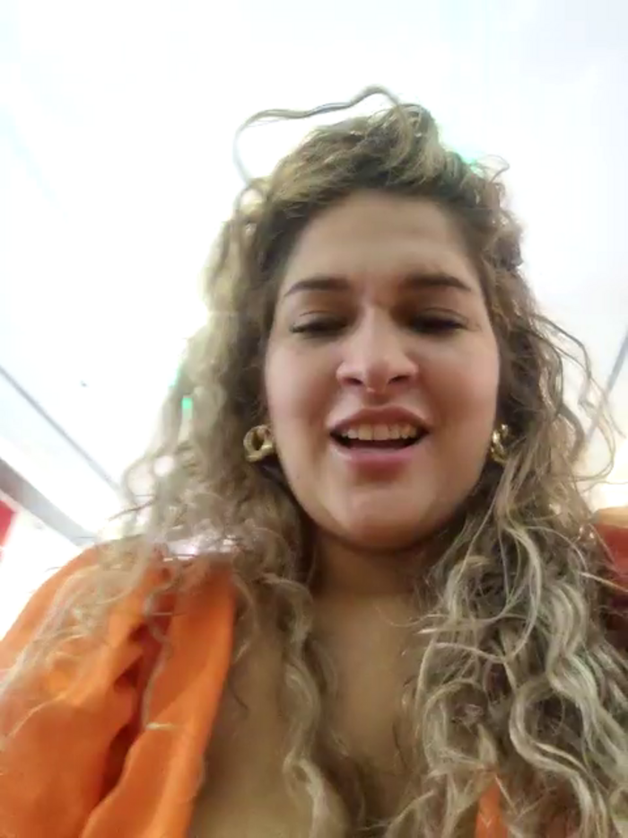 Sara_smiiith211