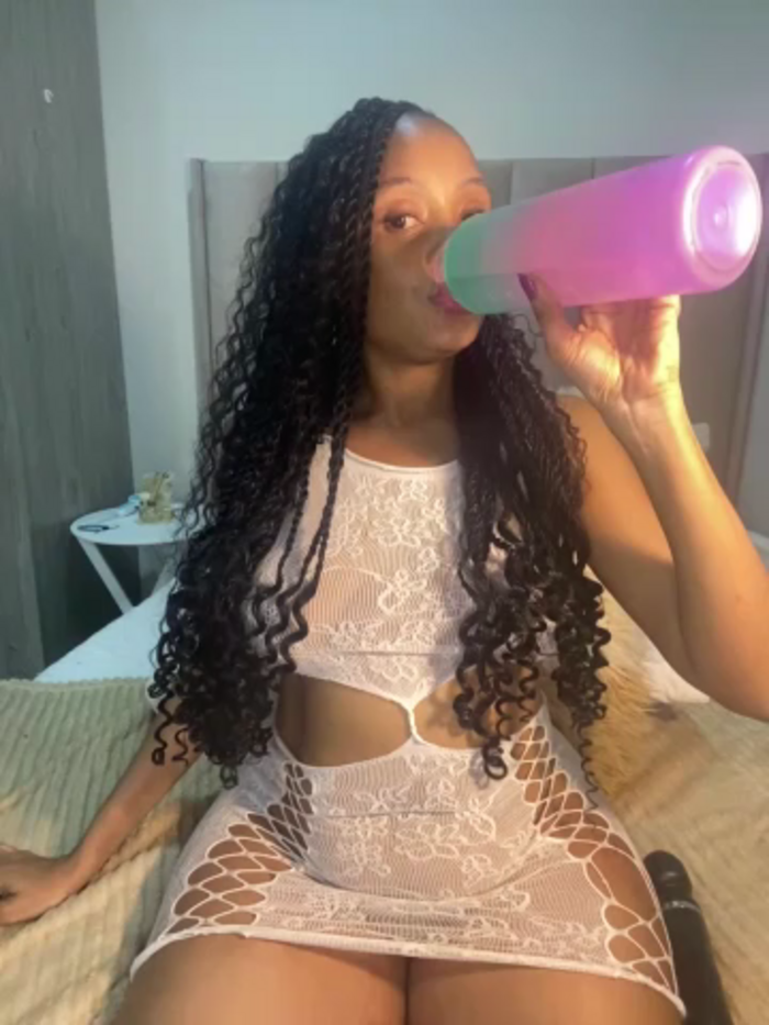SexyDee025