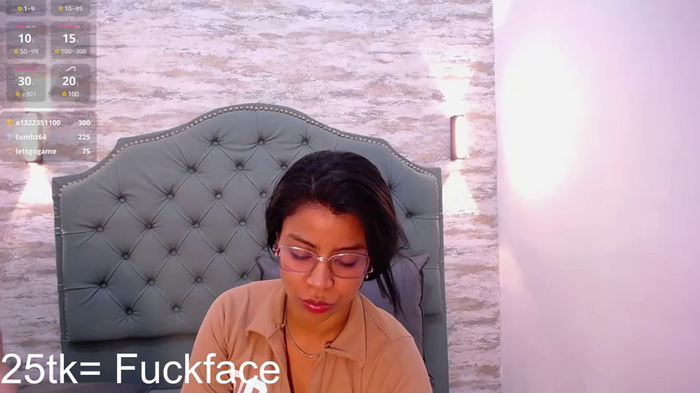Meghan_loghan