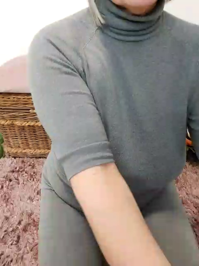Milf-Ella