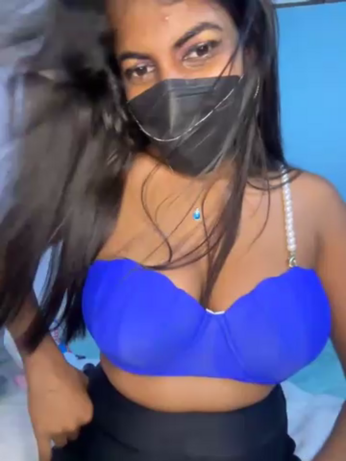 Naughty_Shashi