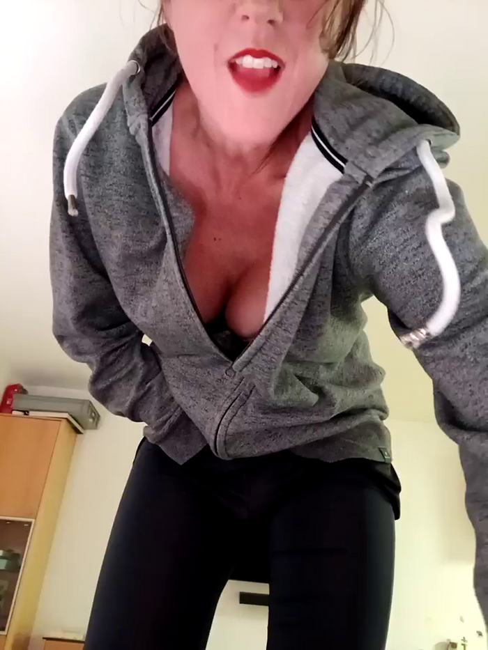 SexyLayla1