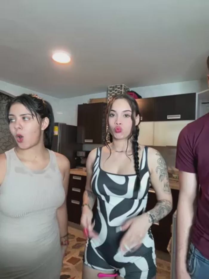 kevin_hotgirls