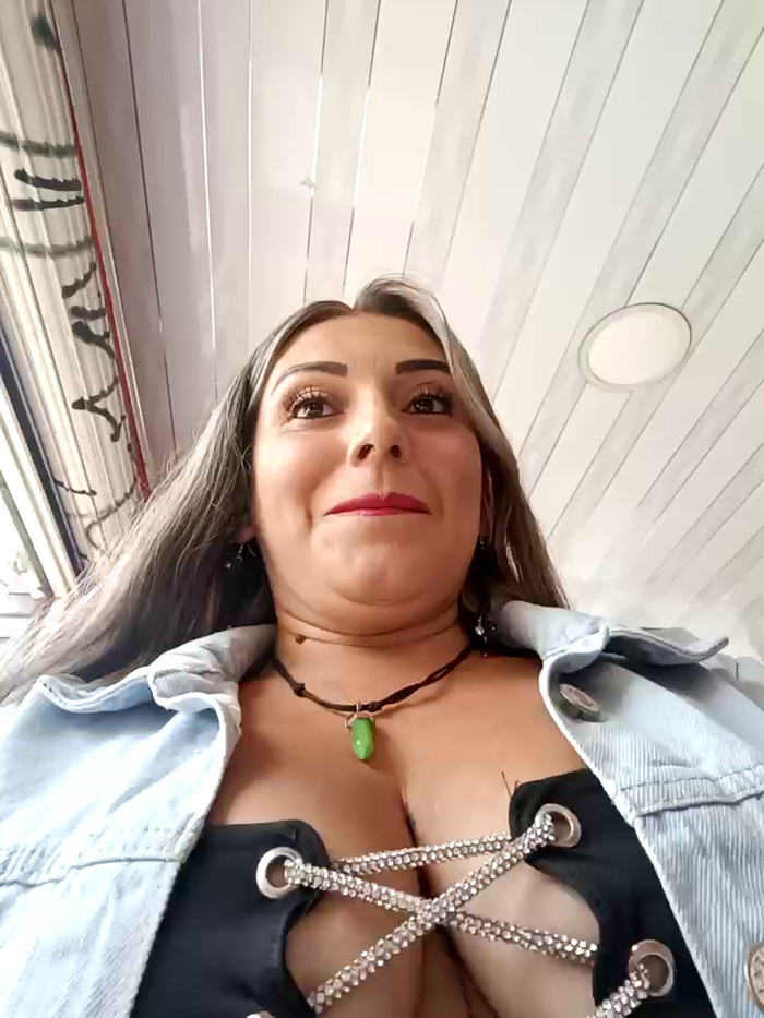 Isabellaa_Garcia_