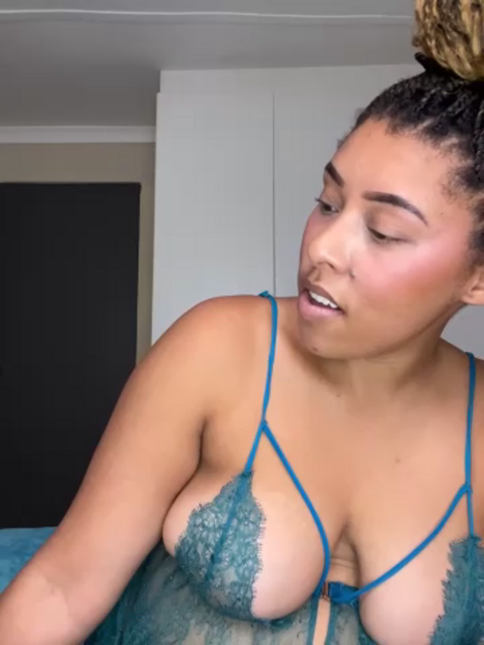 NicoleWilliam