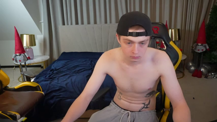 Curlydicklover