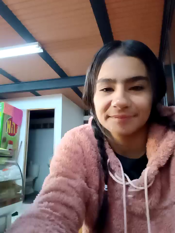 Leslly_