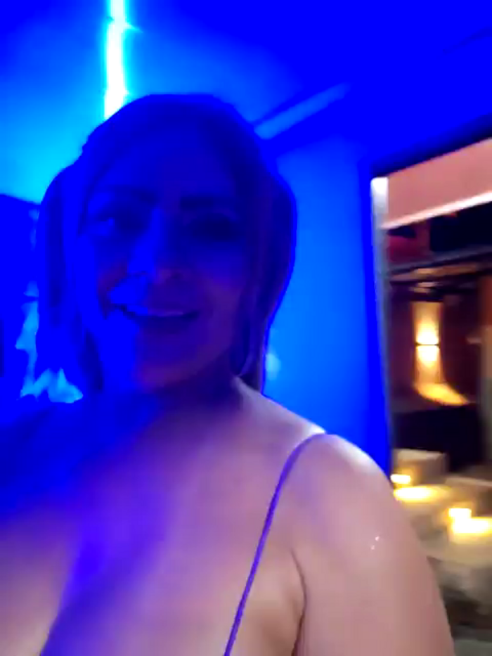 anita1976