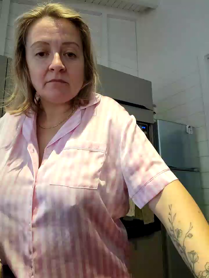 lady_charlyne