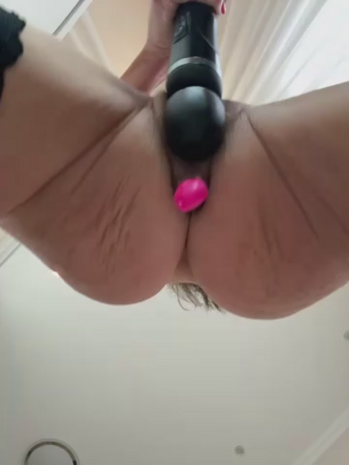 Hott_Lolla