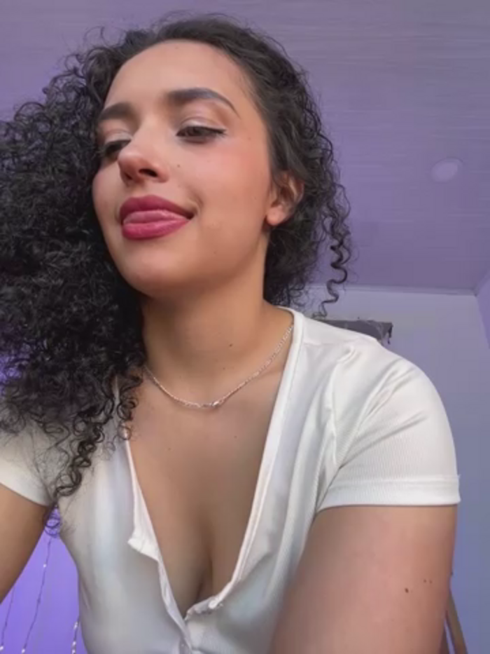 Lucy_Marin